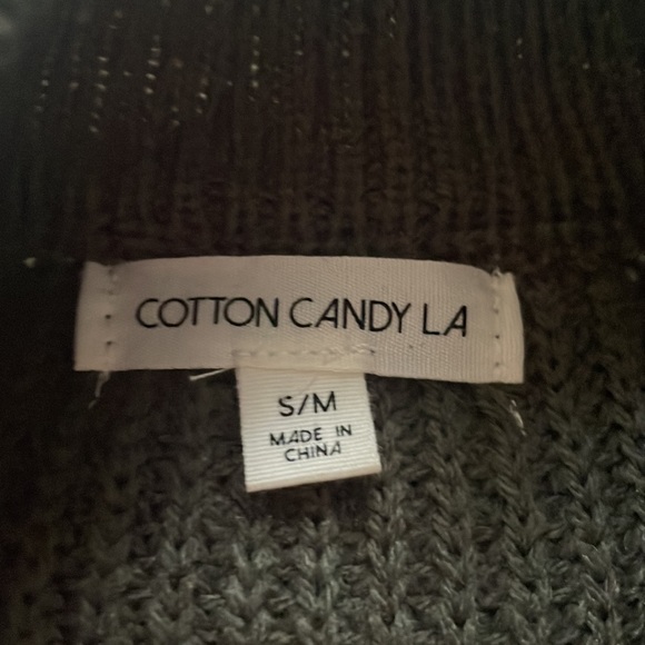 Sweater - Picture 2 of 2